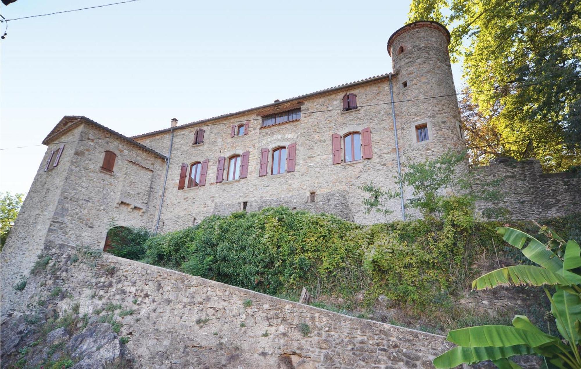 2 Bedroom Nice Apartment In Les Salles-Du-Gardon Soustelle Exterior foto